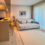 Apartamento Moderno à Poucas Quadras Da Av Beira Mar *